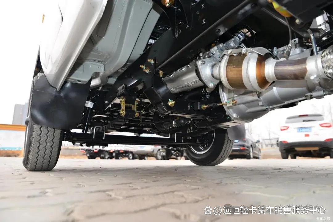 为什么卡友都在抢东风途逸T3?(图2) 为什么卡友都在抢东风途逸T3?(图2)