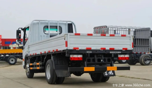 东风多利卡T17全能助力王：140马力国六轻卡城配运输的智慧之选(图3)